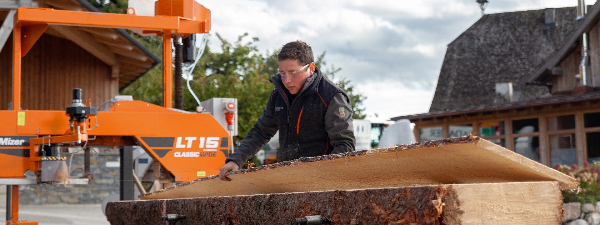 Förvandla timmer till skatt i Österrike med Wood-Mizer LT15 WIDE sågverk