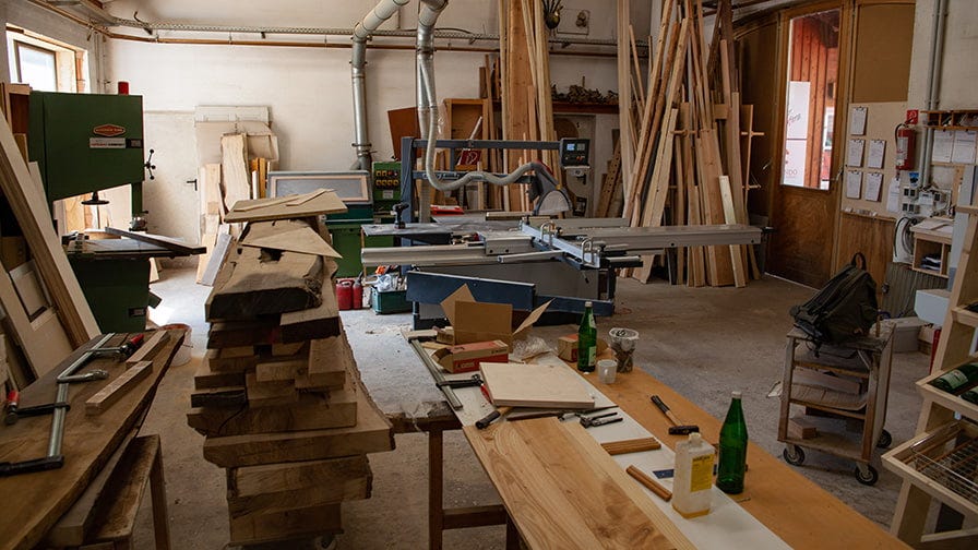 Workshop for teaching how to make furniture out of wood